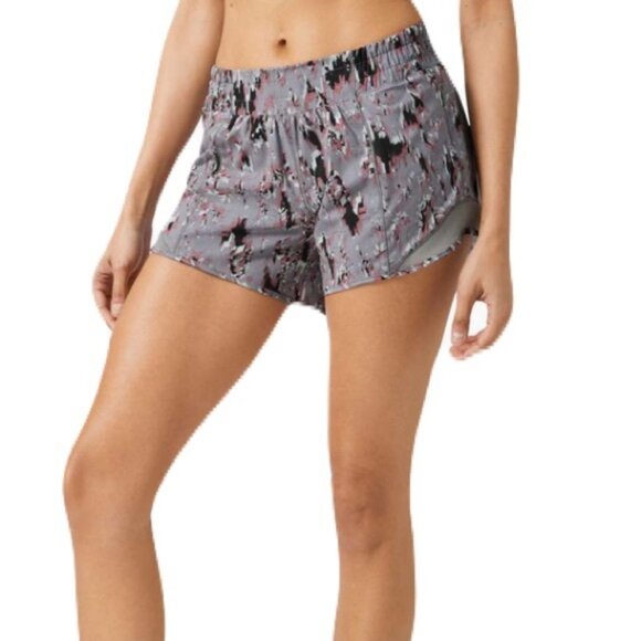 lululemon athletica Pants - Lululemon Hotty Hot Shorts ll 2.5” Floral Flux Grey Size 6